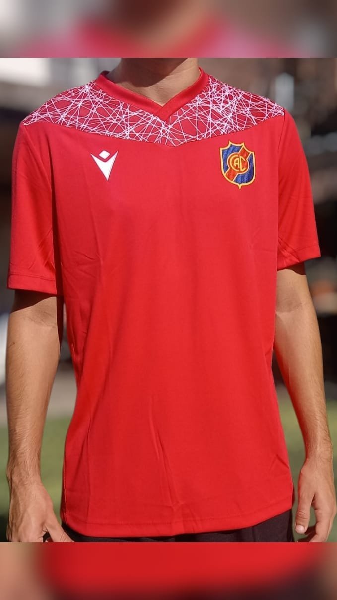 Remera de Entrenamiento Roja Macron
